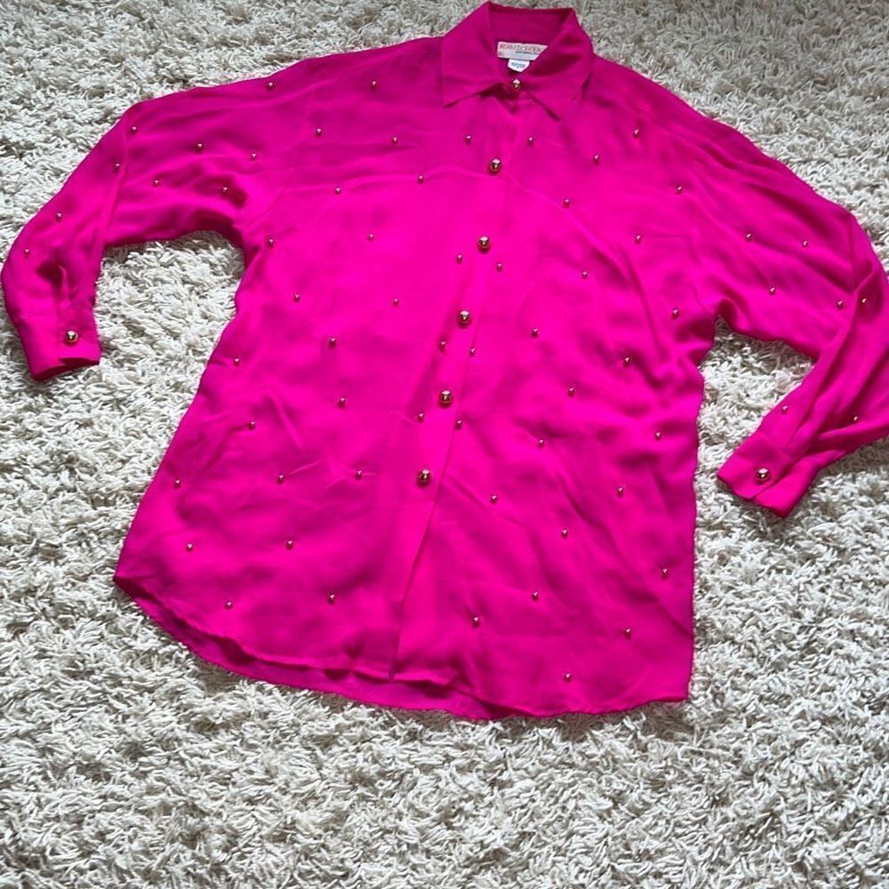 Beautiful 100% silk, Adam Douglas / Adrian Papell hot pink blouse with gold pear